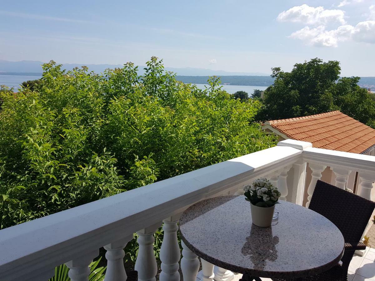 Pansion Katarina Bed & Breakfast Малинска Екстериор снимка
